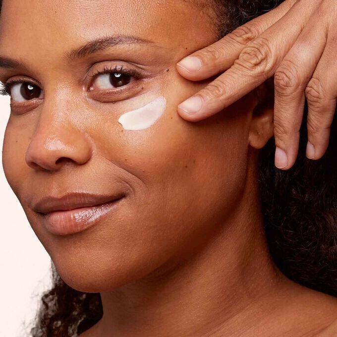 Bálsamo alisador para el contorno de los ojos Total Eye Smooth