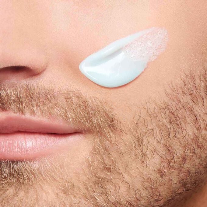 ClarinsMen Active Face Wash: gel limpiador facial suave, purificante y espumoso para hombres