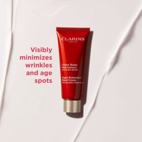 Crema de manos Super Restorative: nutre y combate las manchas de la edad y las arrugas