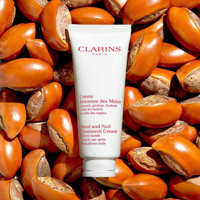 Crema hidratante para manos y uñas