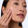 Esencia facial de tratamiento suavizante y Super Restorative: esencia hidratante y reparadora para el rostro