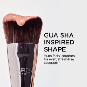 Pincel para base de maquillaje inspirado en el gua sha